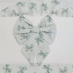 Lenzuolino carrozzina Ornella verde con fantasia di fiocchi