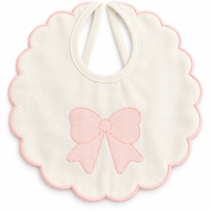 Bavetta neonato Ornella in cotone color panna con grande fiocco rosa ricamato e bordo smerlato rosa