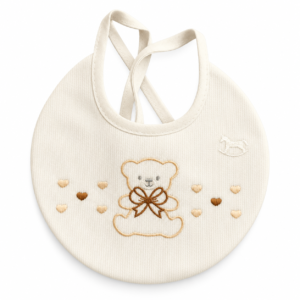 Bavetta neonato Ornella in cotone con orsetto ricamato, fiocco tortora e cuoricini beige